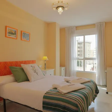 Nogalera 2 Bedroom Retro * 托雷莫利诺斯
