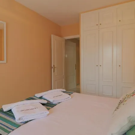 公寓 Nogalera 2 Bedroom Retro